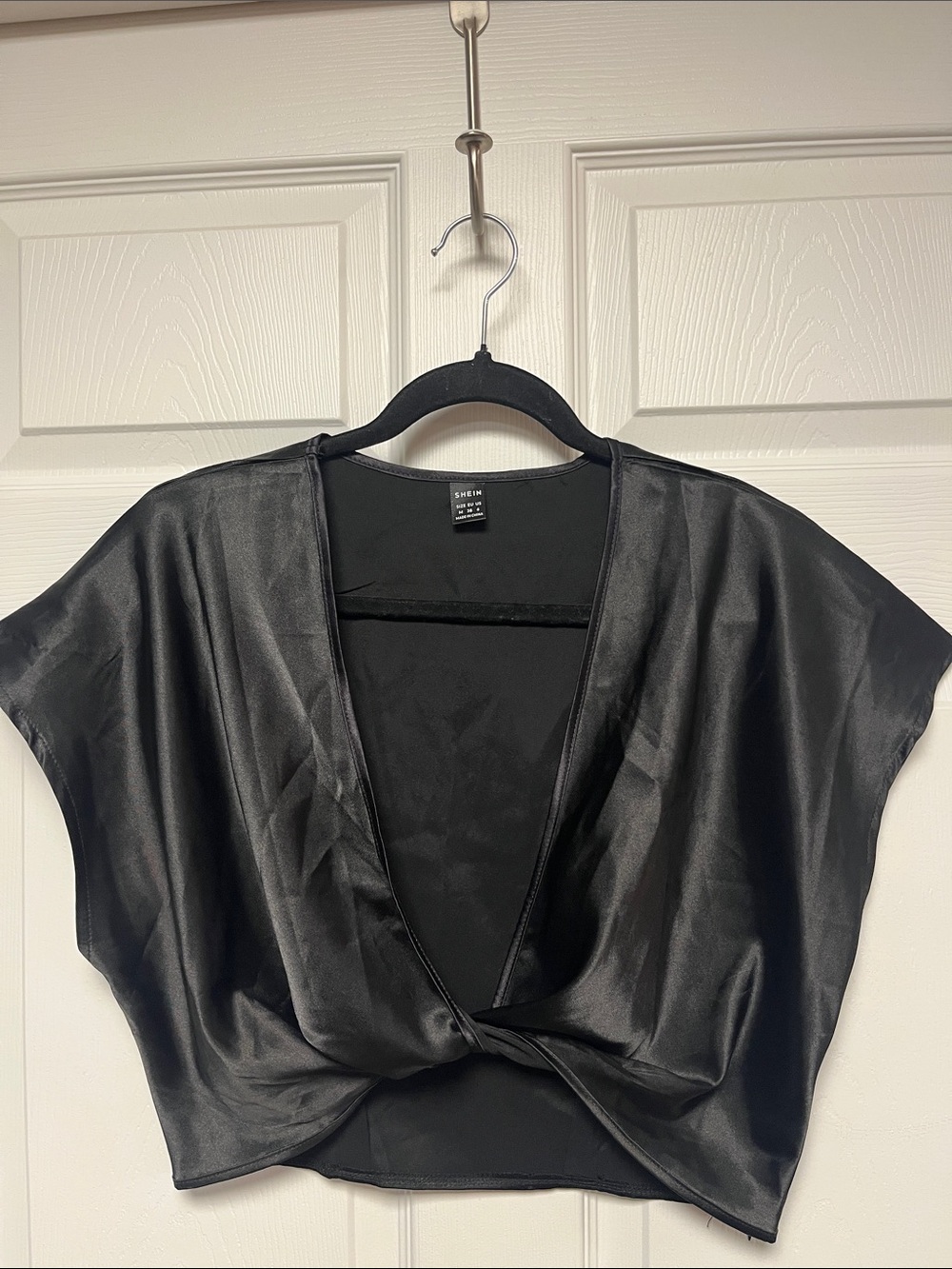SHEIN Black Satin Twist-Front Cropped Top
